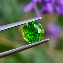 Load image into Gallery viewer, 0.92 Carat Round Neon Green Tsavorite Garnet from Tanzania