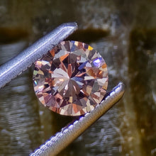 Load image into Gallery viewer, 0.32 Carat natural round fancy pink diamond, GIA Report