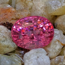 Load image into Gallery viewer, 8.21 Carat oval pink spinel from Tajikistan