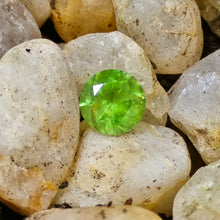 Load image into Gallery viewer, 0.92 Carat Round Neon Green Tsavorite Garnet from Tanzania