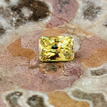 Load image into Gallery viewer, 1.30 Carat Radiant Cut Grossular Andradite Mali Garnet
