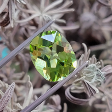 Load image into Gallery viewer, 6.41 Carat Check Top Cushion Mint Peridot from Pakistan