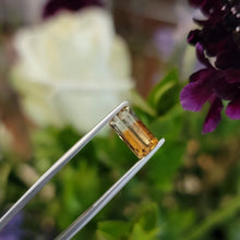 Load image into Gallery viewer, 1.85 Carat Bi-Color Tourmaline from Tanzania