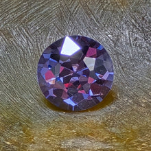 Load image into Gallery viewer, 1.00 Carat Round Purple Spinel from Vietnam
