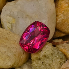 Load image into Gallery viewer, 1.67 Carat cushion cut reddish pink spinel
