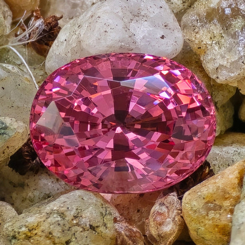 oval pink spinel from Tajikistan