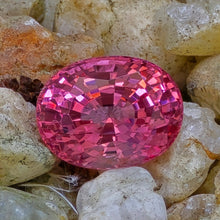 Load image into Gallery viewer, 8.21 Carat oval pink spinel from Tajikistan
