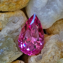 Load image into Gallery viewer, 1.80 Carat Pear Shape Pink Spinel from Mahenge Tanzania
