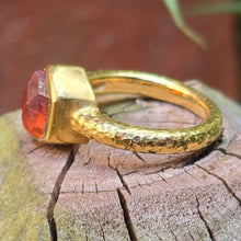 Load image into Gallery viewer, Side view of 22K hammered gold spessartine garnet crystal ring
