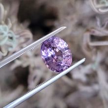 Load image into Gallery viewer, 2.05 Carat Precision Oval Lavender Spinel
